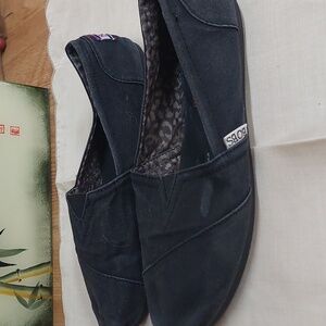 Bobs shoes size 8 good used condition black